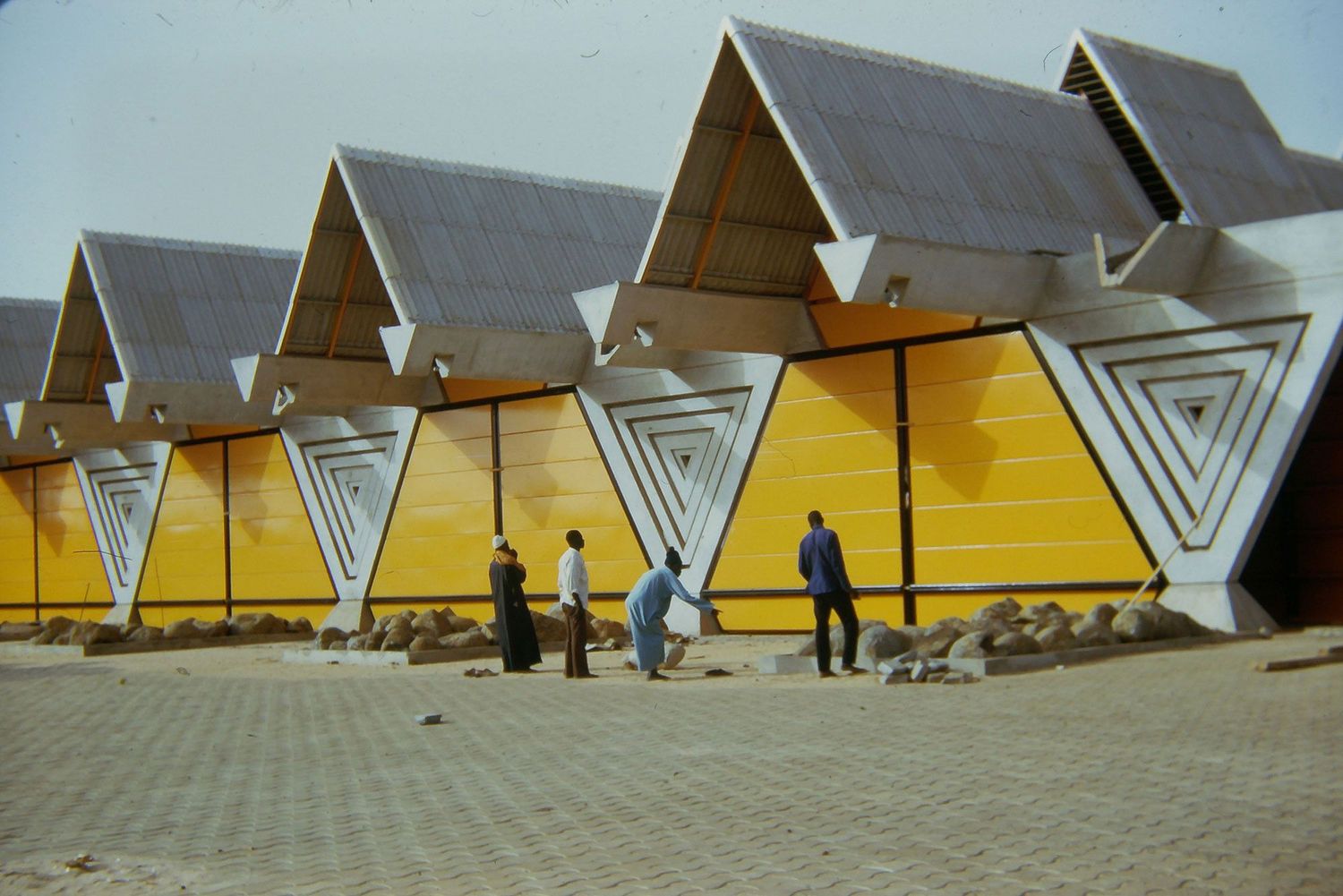 Architects of Liberation. Modernism in Western Africa