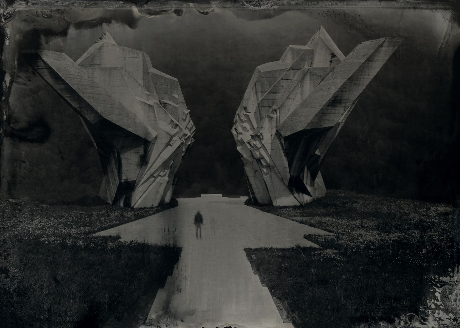Christian Houge: Echoes of Utopia