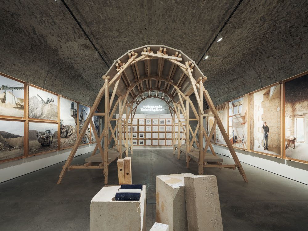Internalities: Architectures for Territorial Equilibrium