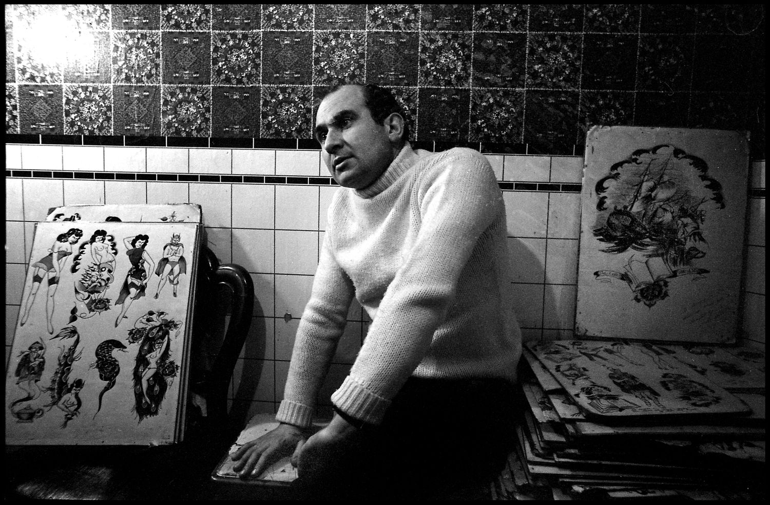 Rod Shone: Moments Noticed